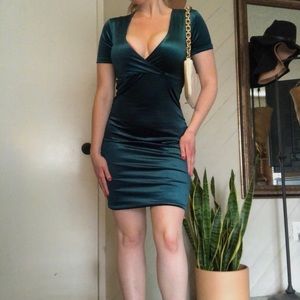 Zara Velvet green bodycon short sleeve dress